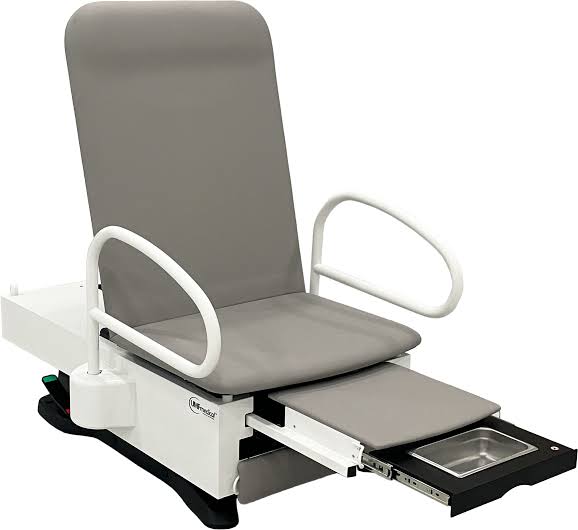 FusionFREEDOM ADA-Compliant Power Exam Chair